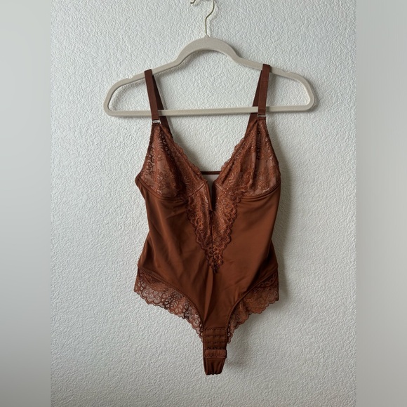 Lace Trim Thong Bodysuit NWOT - Picture 2 of 4